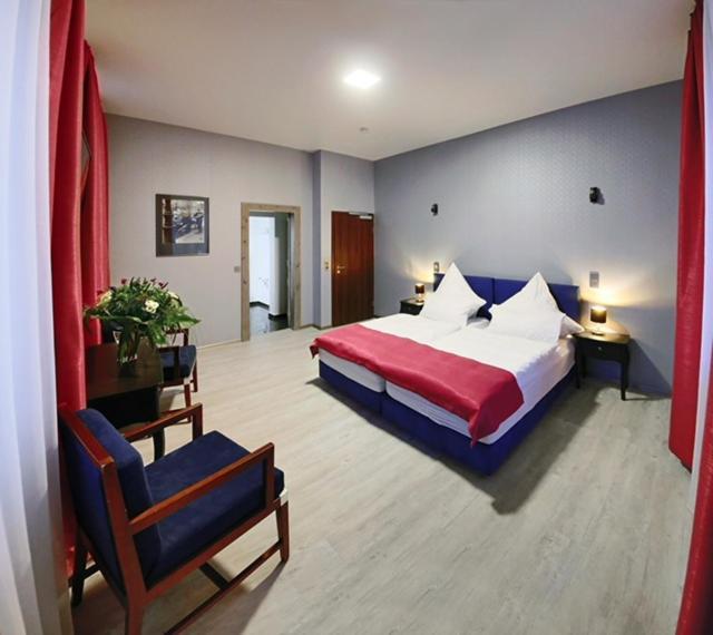Hotel Am Markt Oebisfelde Bagian luar foto